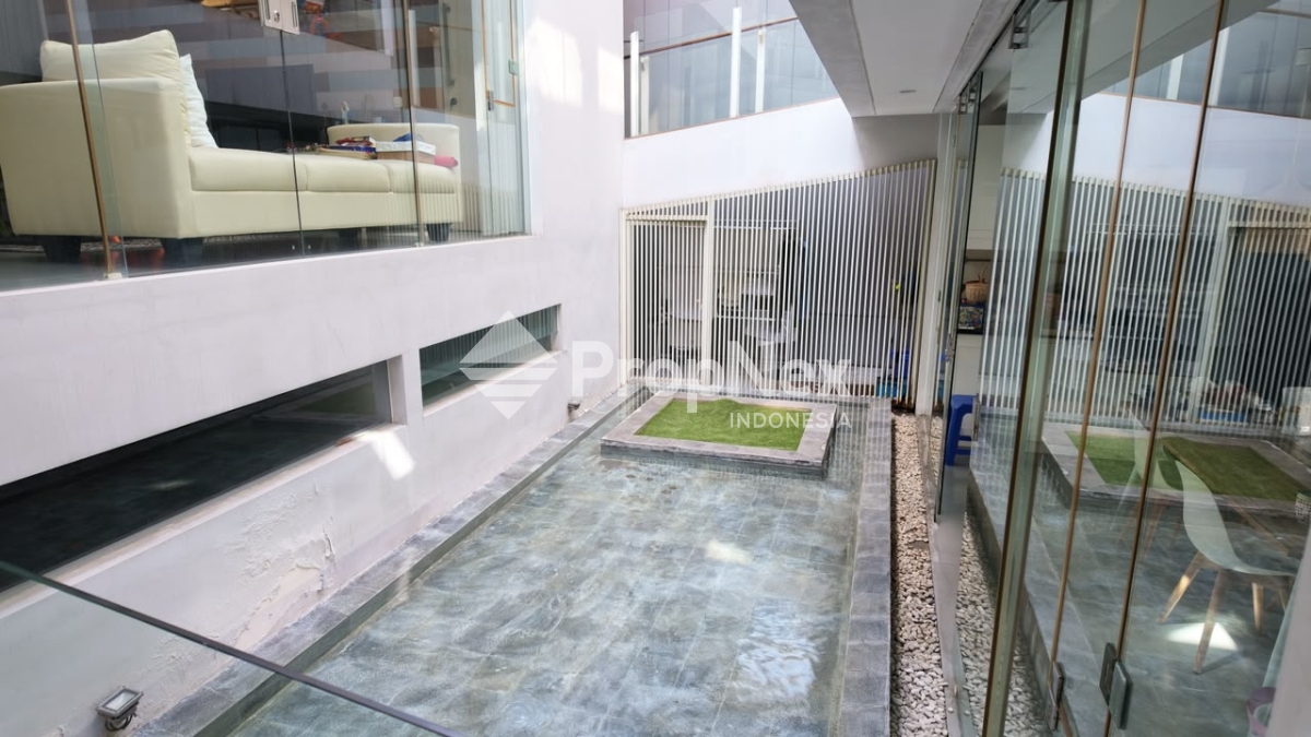 SUTOREJO PRIMA, Rumah Bagus dan Terawat, Siap Huni — foto 5